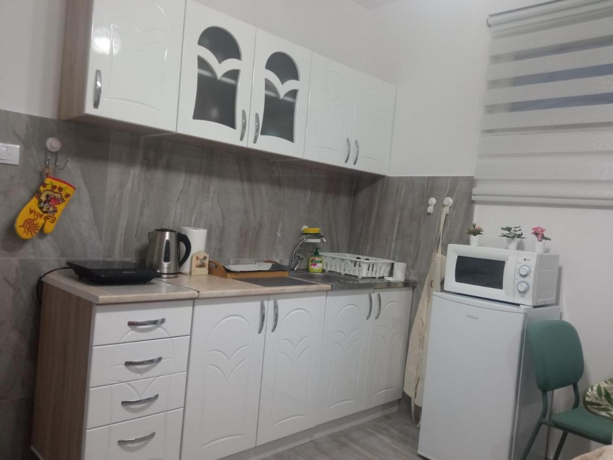 Studio Lotos Belgrado Exterior foto